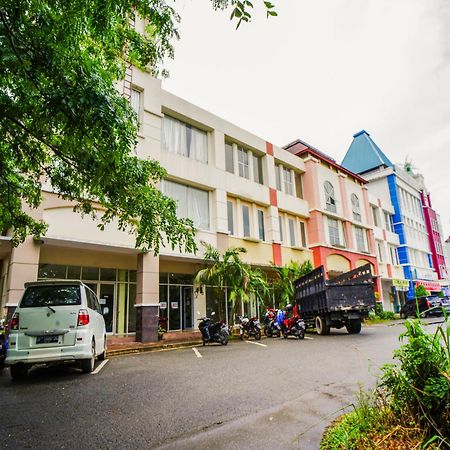 Oyo 3364 Batam One Guesthouse Bagian luar foto