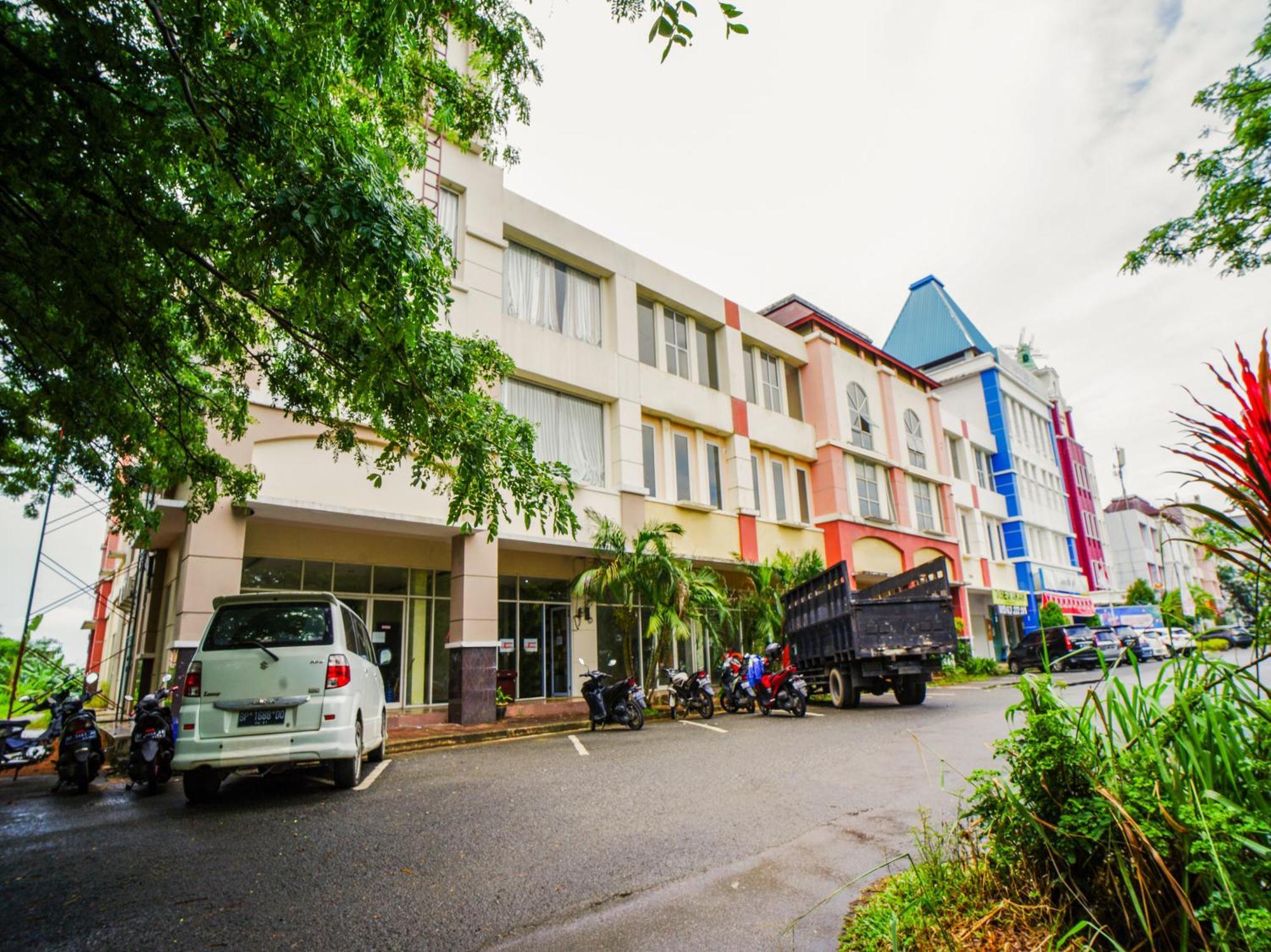 Oyo 3364 Batam One Guesthouse Bagian luar foto